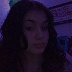 Meet your Posher, Makayla